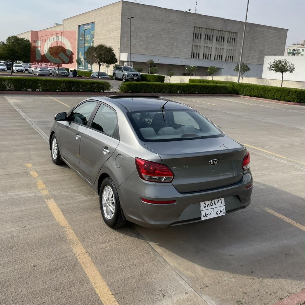 Kia Pegas